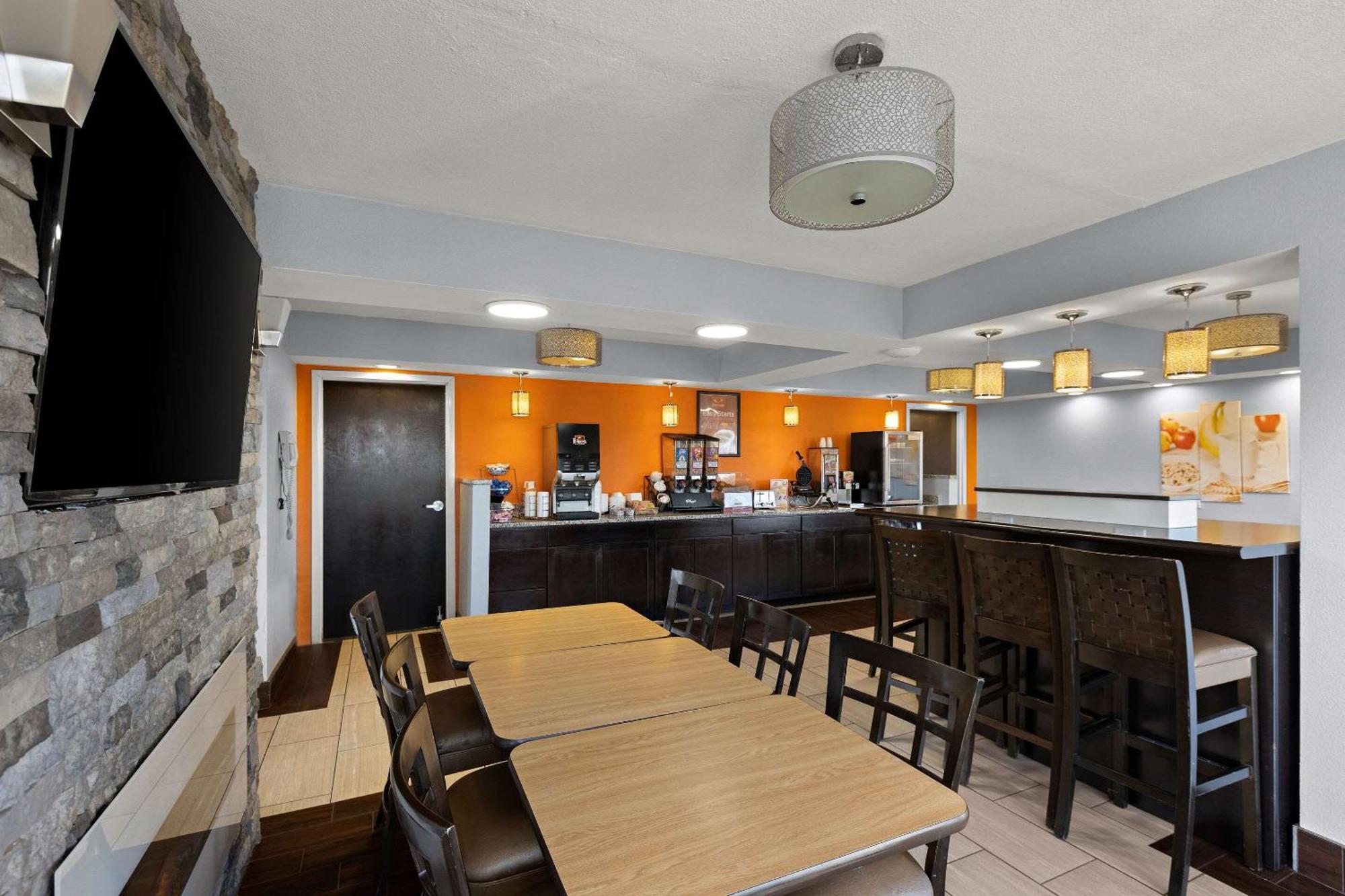 Econo Lodge White Pine Esterno foto