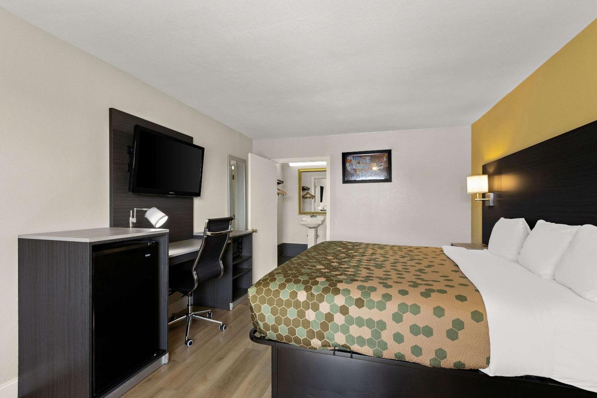 Econo Lodge White Pine Esterno foto
