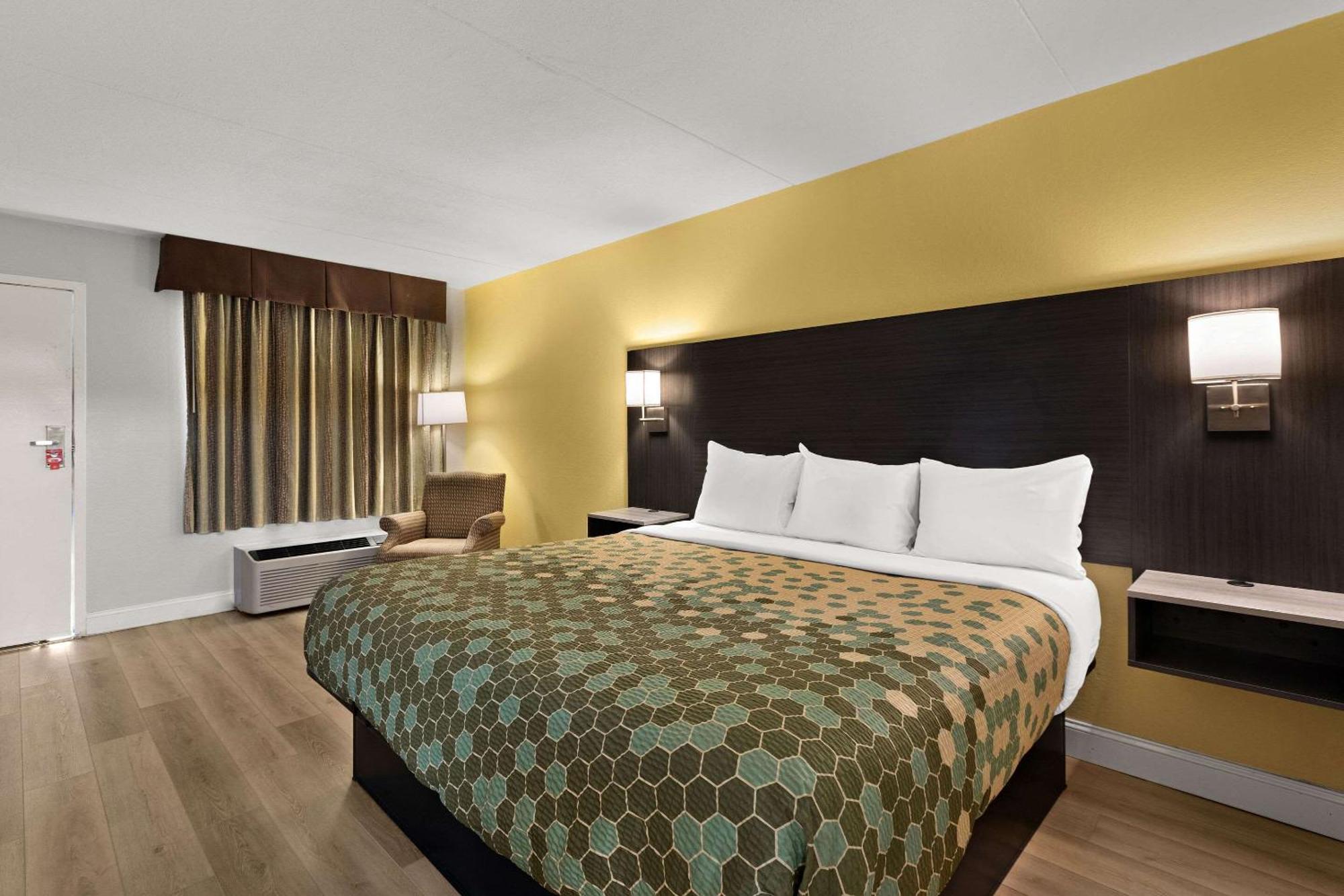 Econo Lodge White Pine Esterno foto